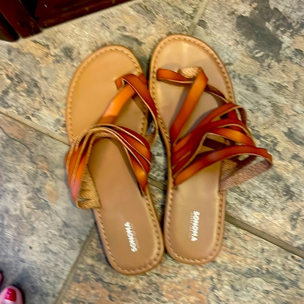 Sonoma flip flop sandals size 9 women’s